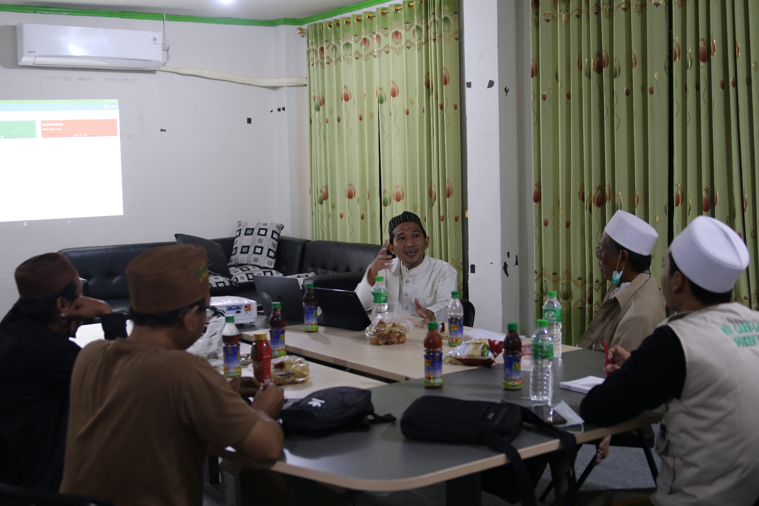 Tertarik Kolaborasi Program, LPNU Luar Kota Bersilaturahim ke Markas LPNU Lamongan